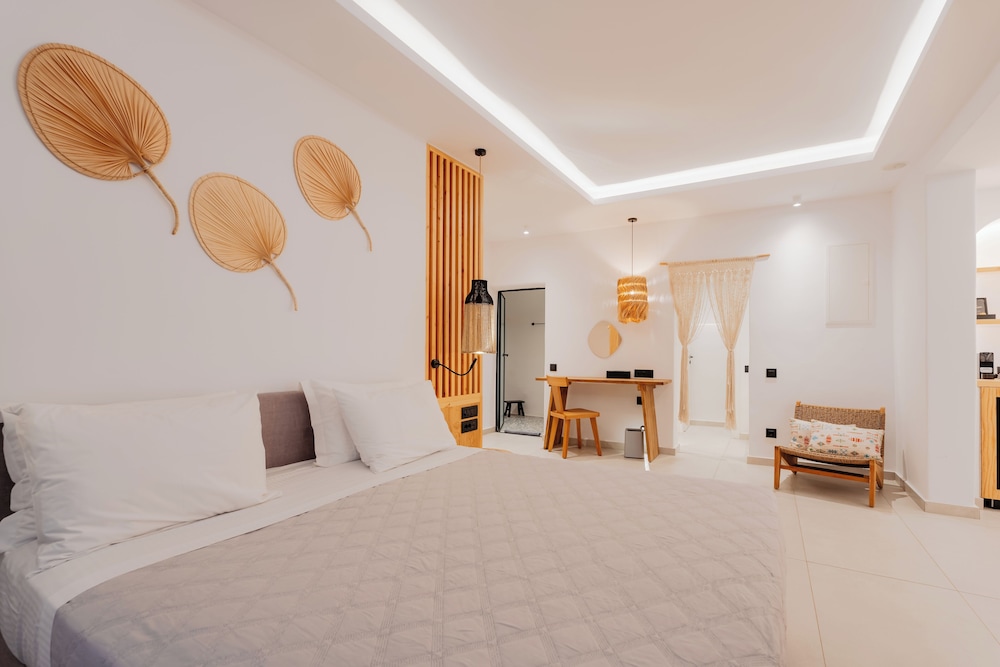 OLIVING MYKONOS LUXURY SUITES 13/50
