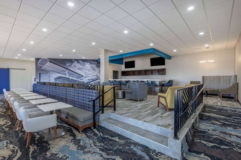 Hawthorn Suites by Wyndham Wichita Airport 30/44