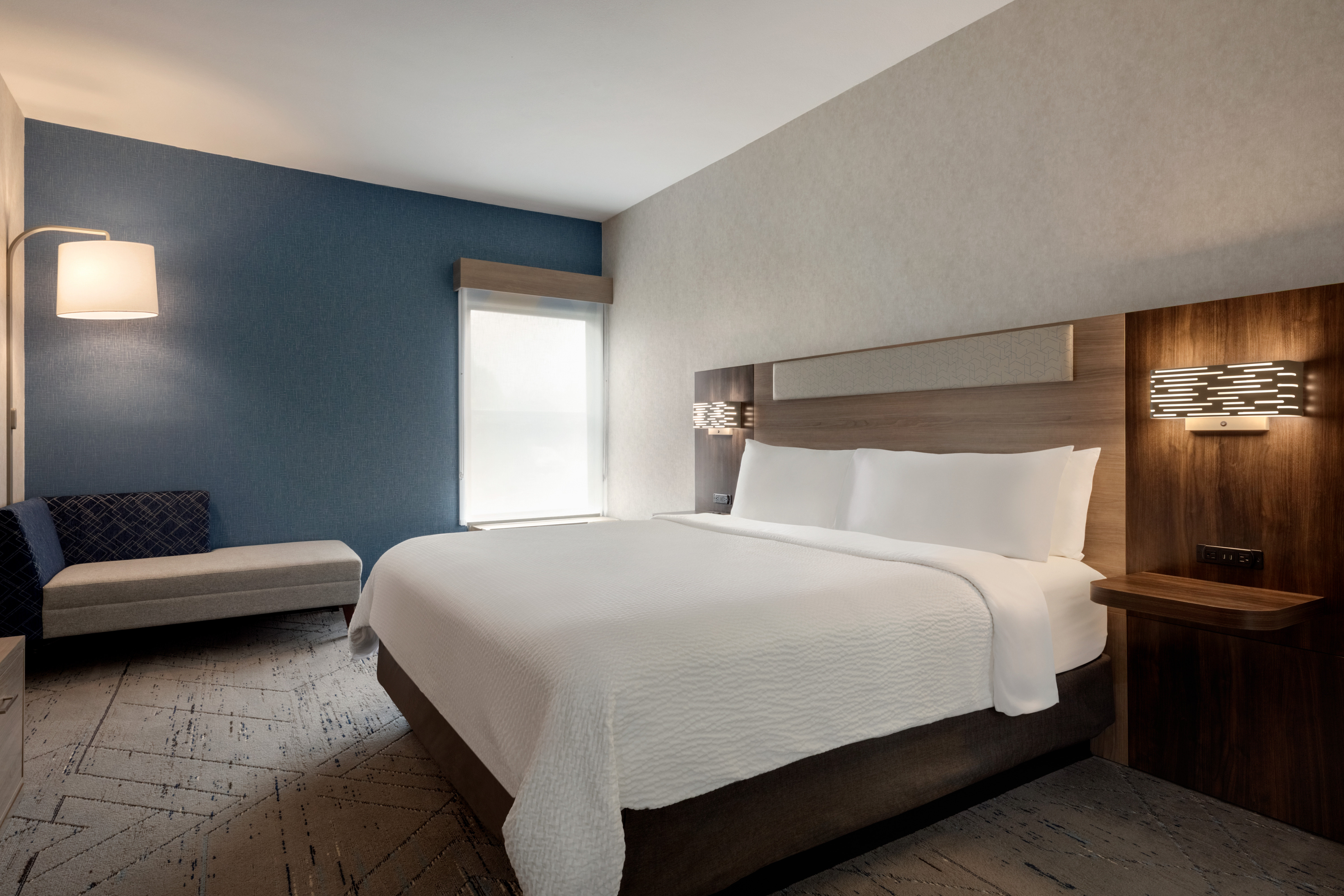 Leisure, King Bed
