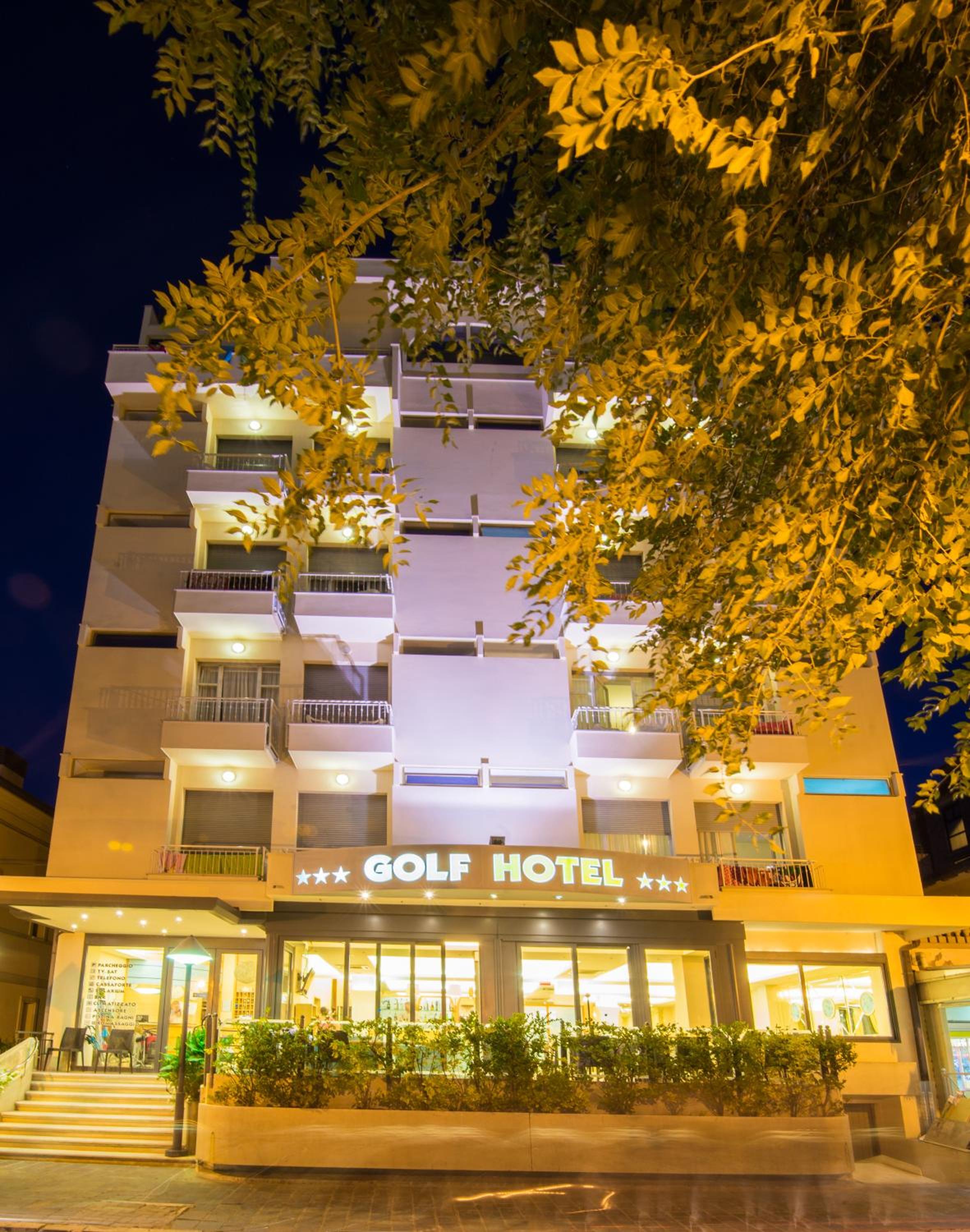 Hotel Golf 4/50
