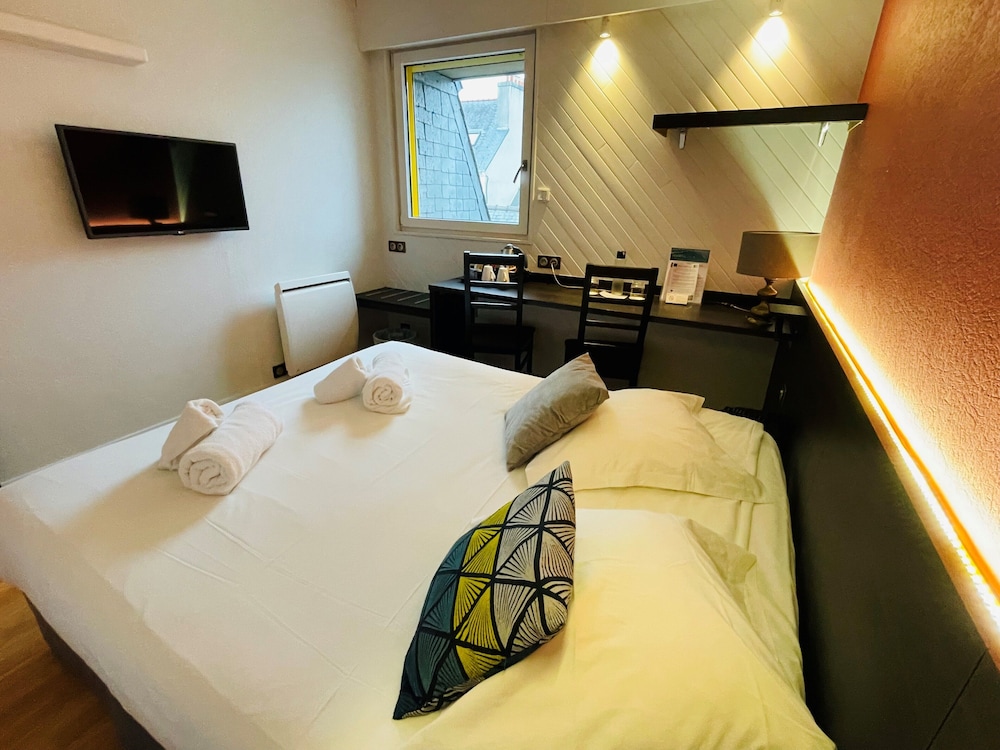 Hotel De France 17/50