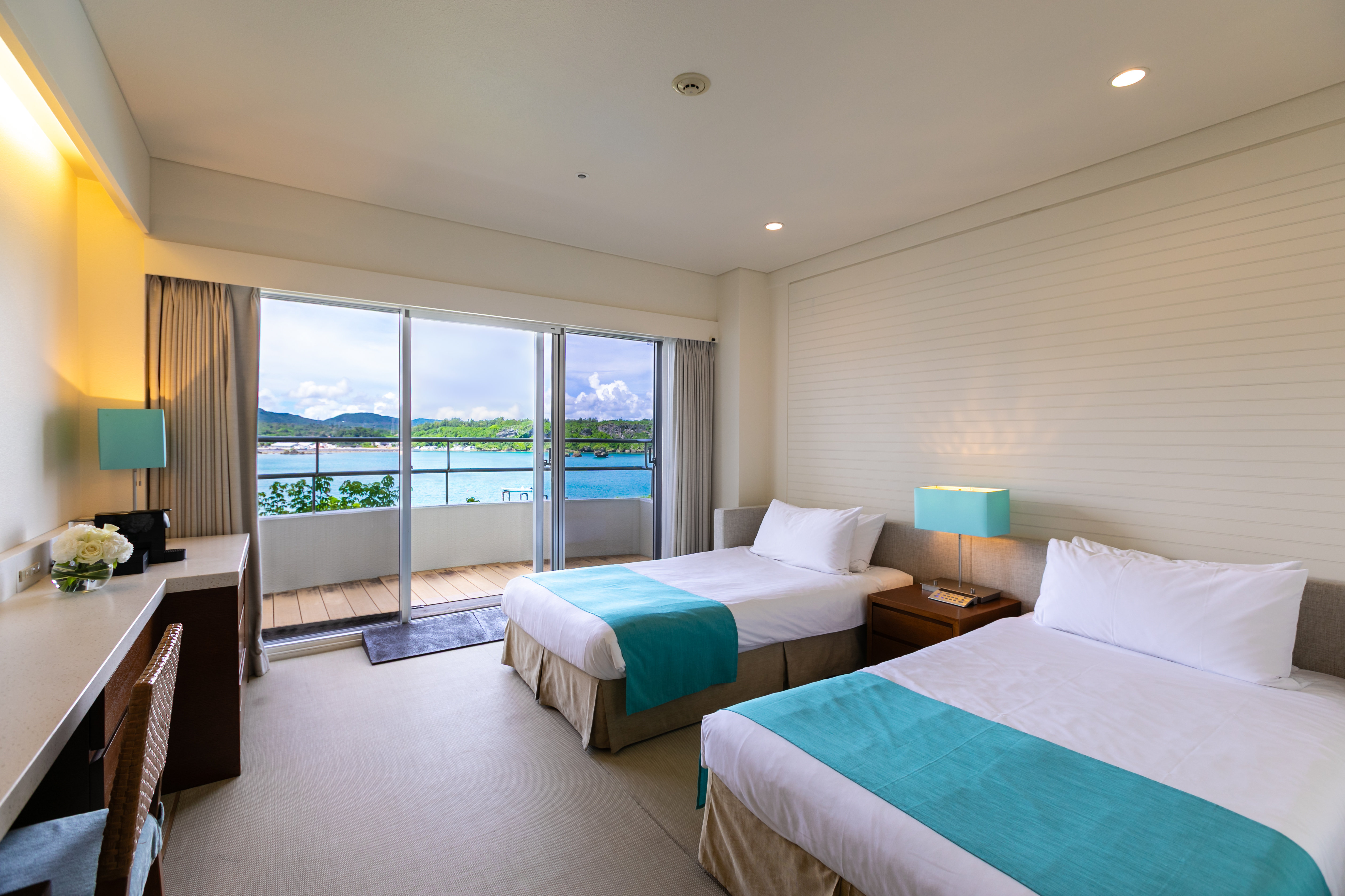 Ana Intercontinental Manza Beach Resort 11/77