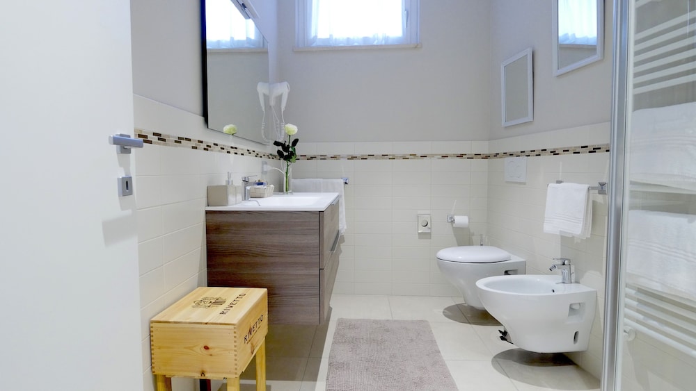 Rivetto Suites 34/37