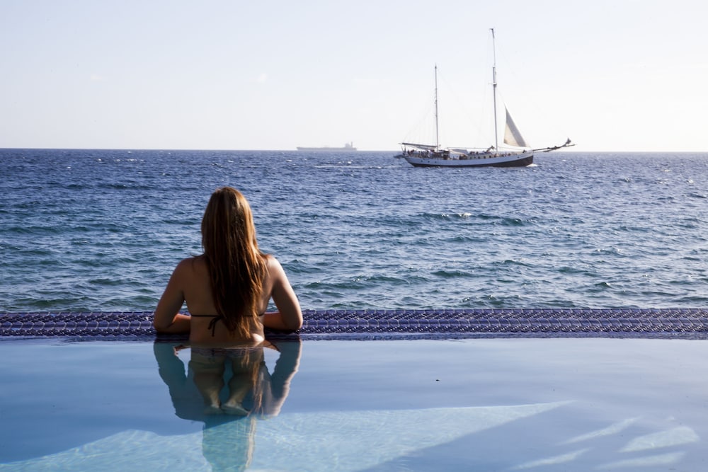 Scuba Lodge & Ocean Suites 72/76