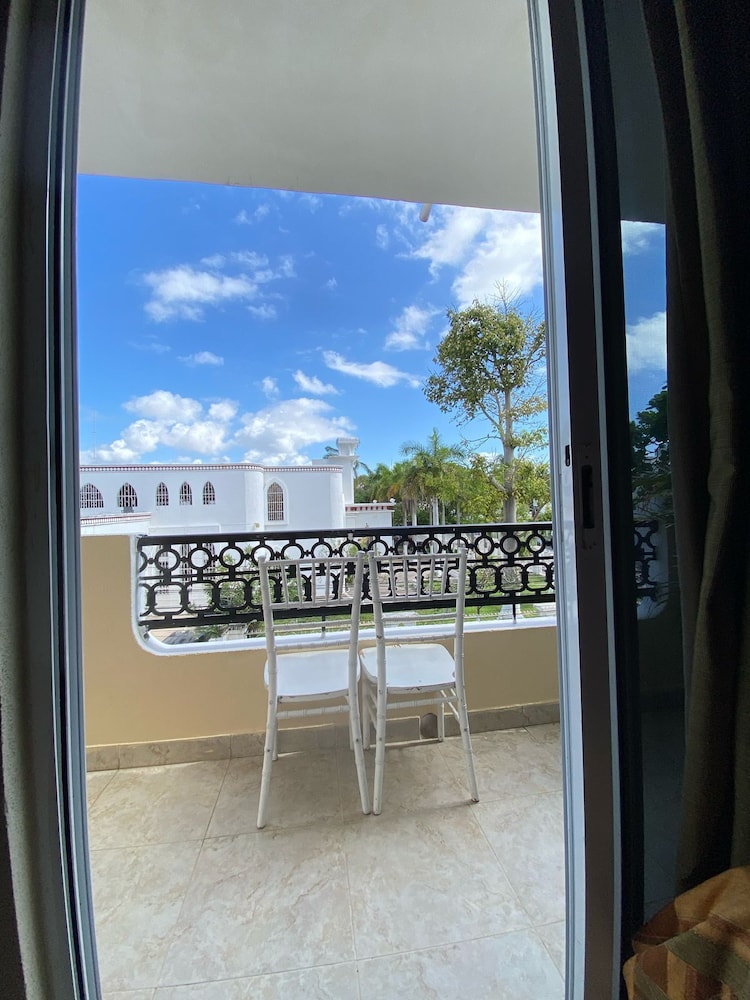 Hotel Suites El Campanario 26/39