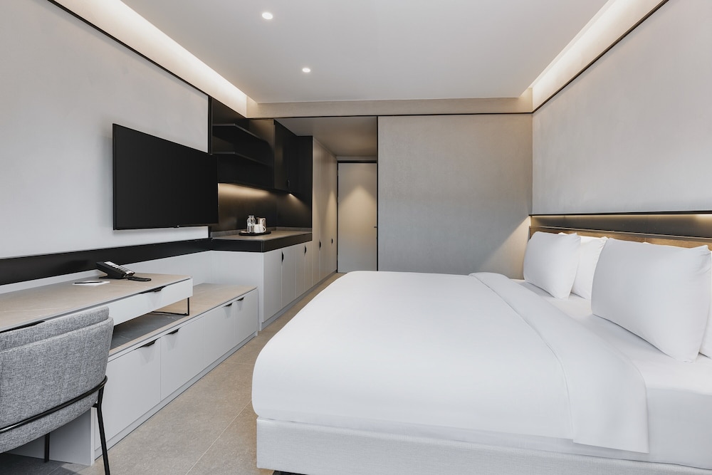 Superior, King Bed