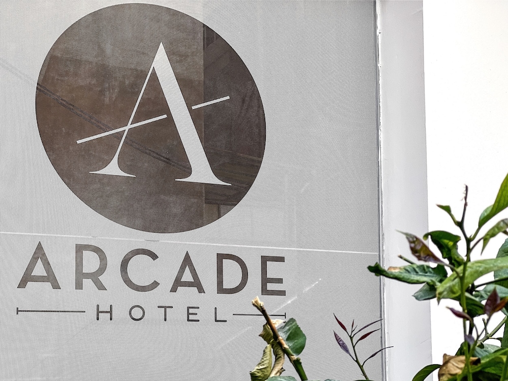 Arcade Hotel Athens 8/50