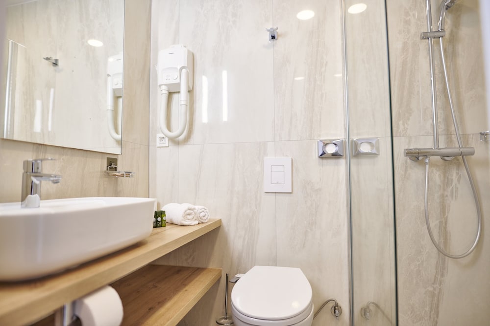 Colentum Resort Murter 48/50