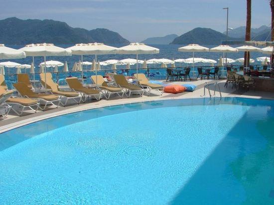 Marbella Hotel 26/27