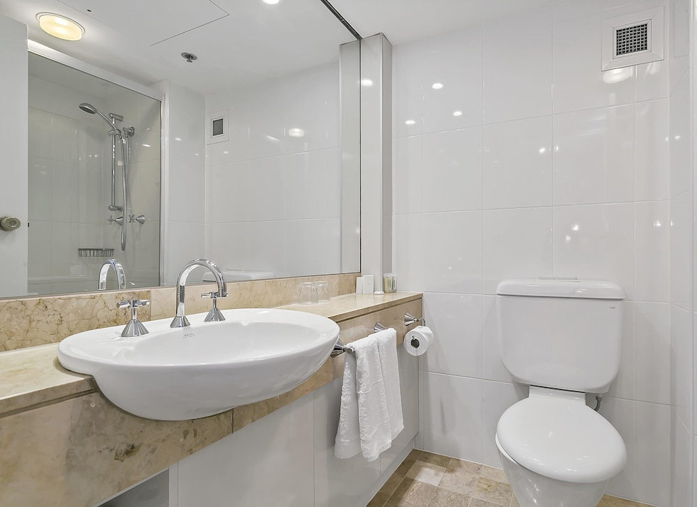 غرفة سوبيريور بسرير كينج، Stamford Plaza Adelaide 2/5