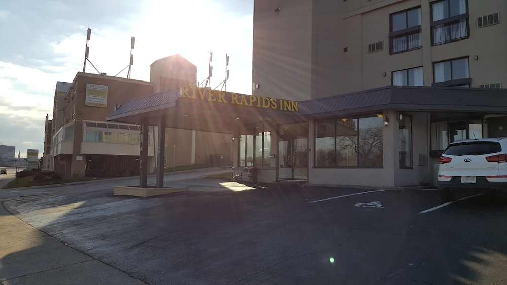 River Rapids Inn 8/57