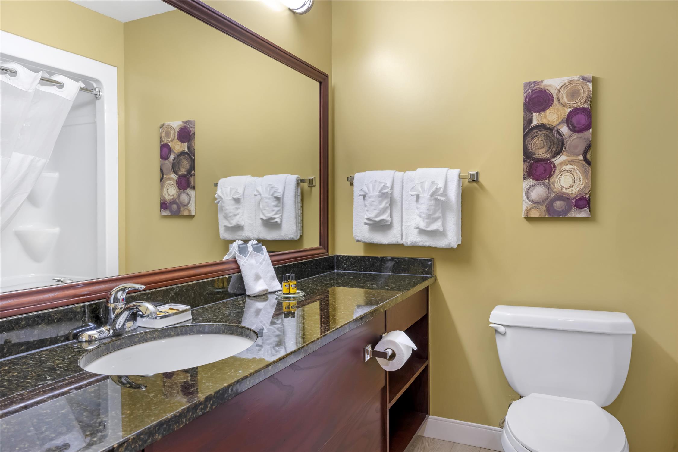 غرفة بسريرين كوين، Best Western Plus Grand-Sault Hotel & Suites 6/7