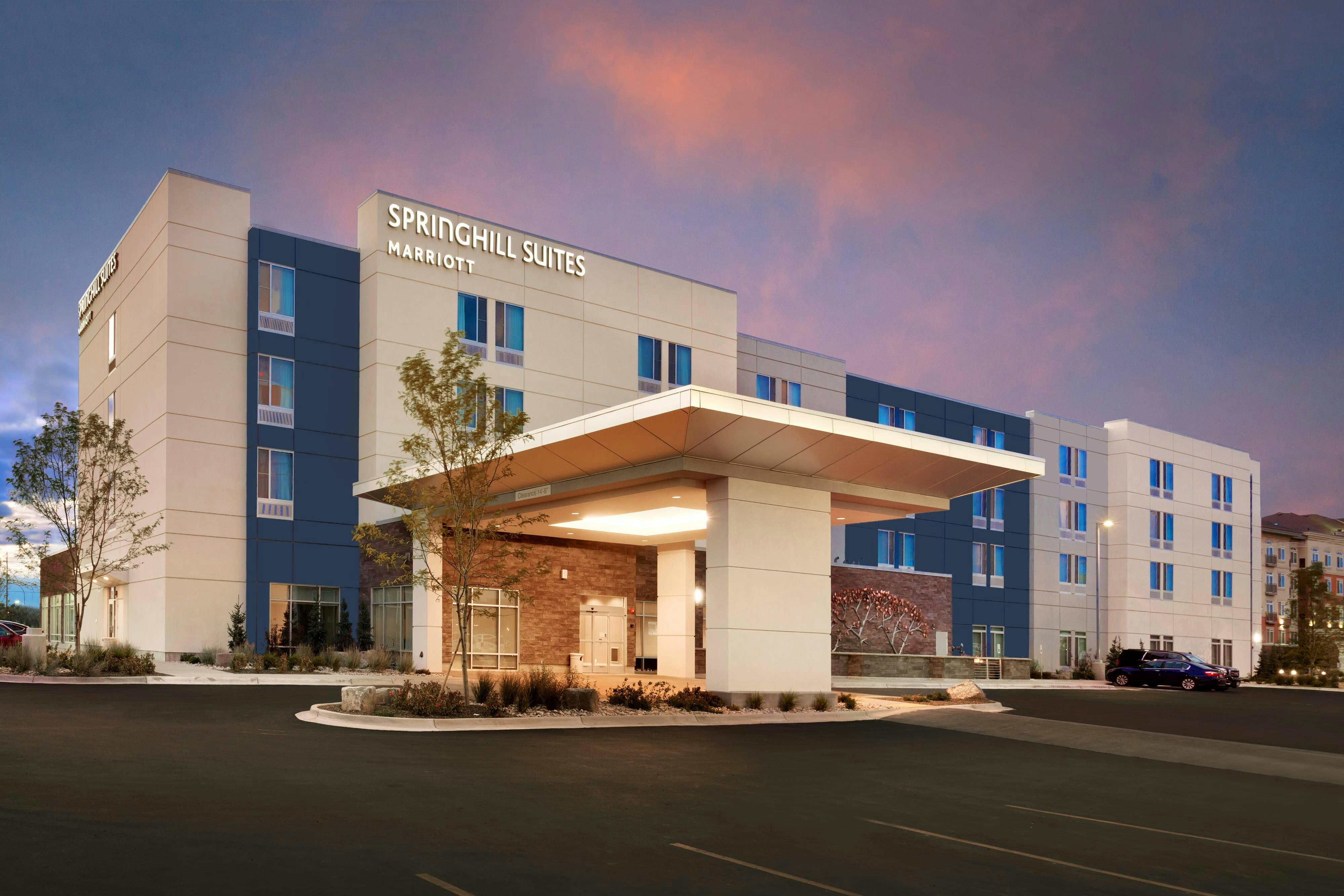 SPRINGHILL SUITES IDAHO FALLS 32/34