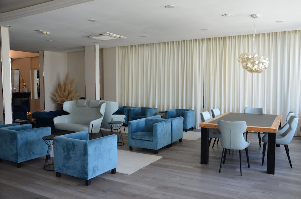 Oxygen Lifestyle Hotel 28/50