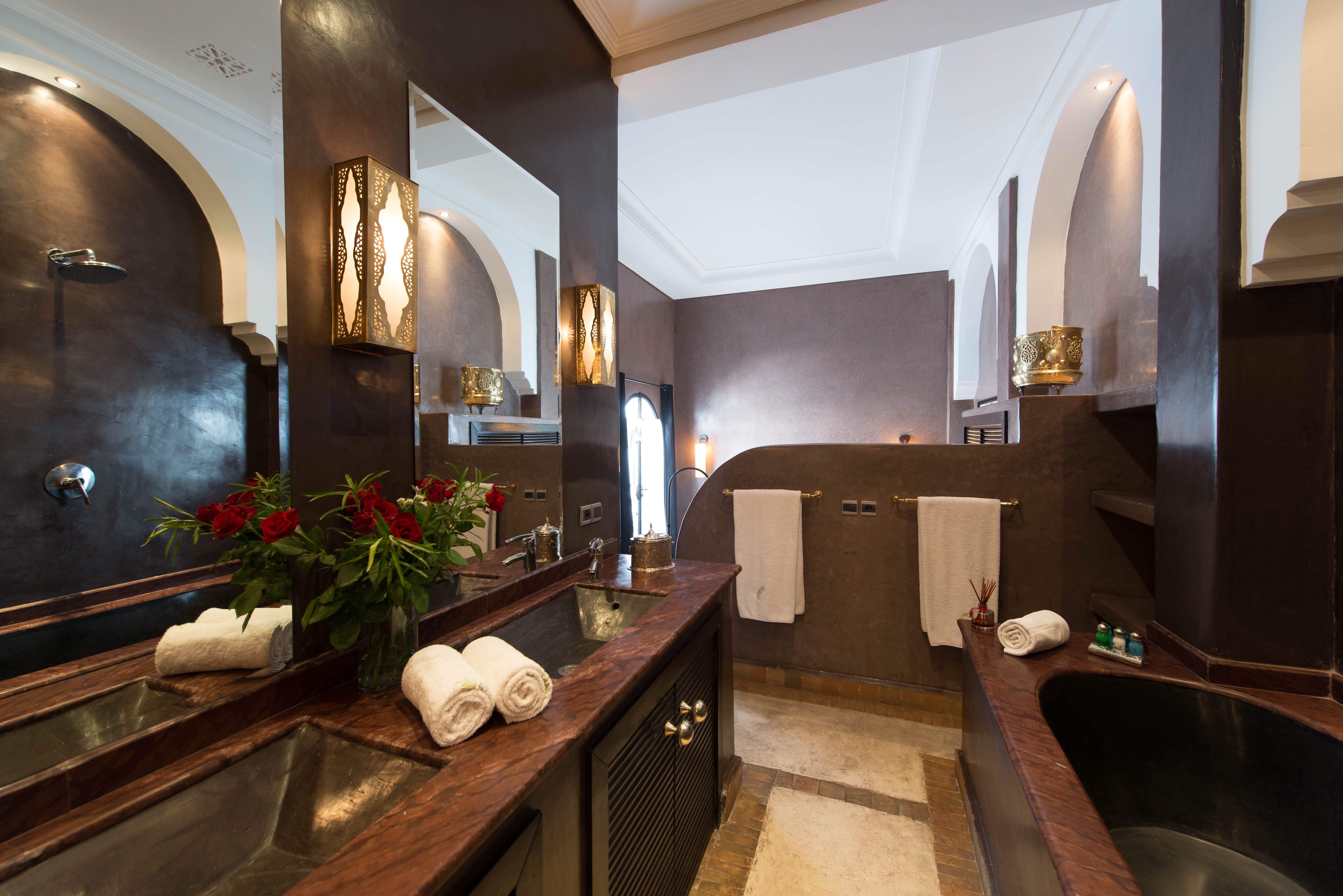 Riad Akka 16/16