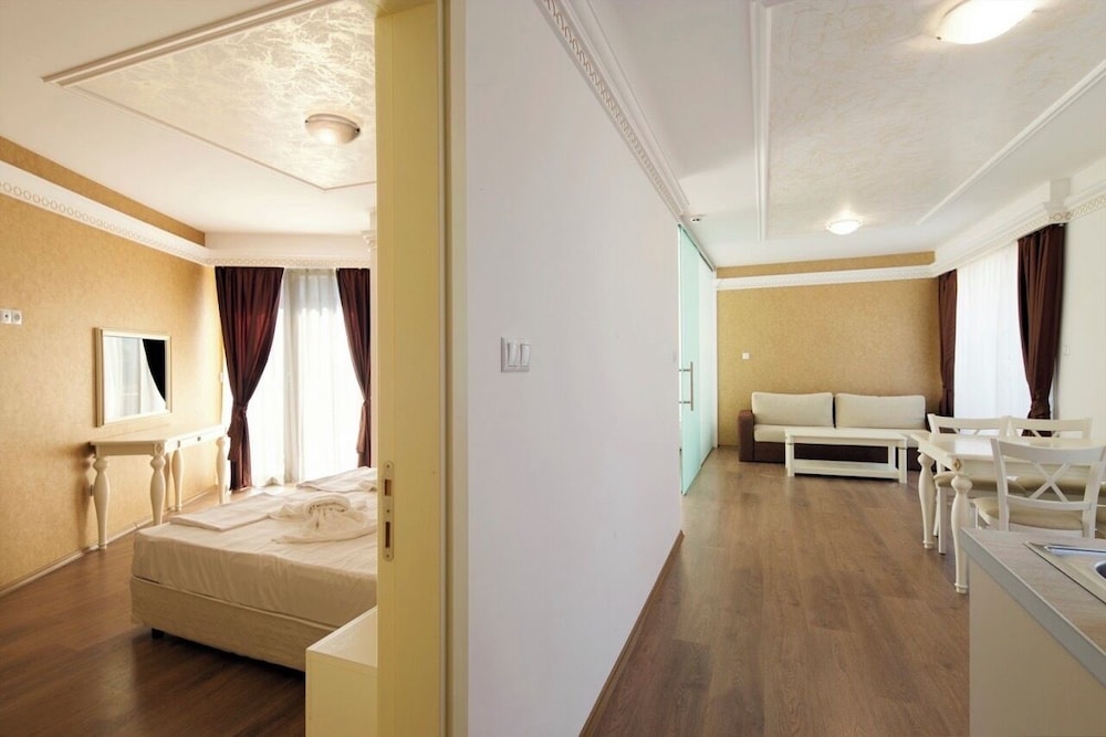 Golden Rainbow Vip Residence 29/71