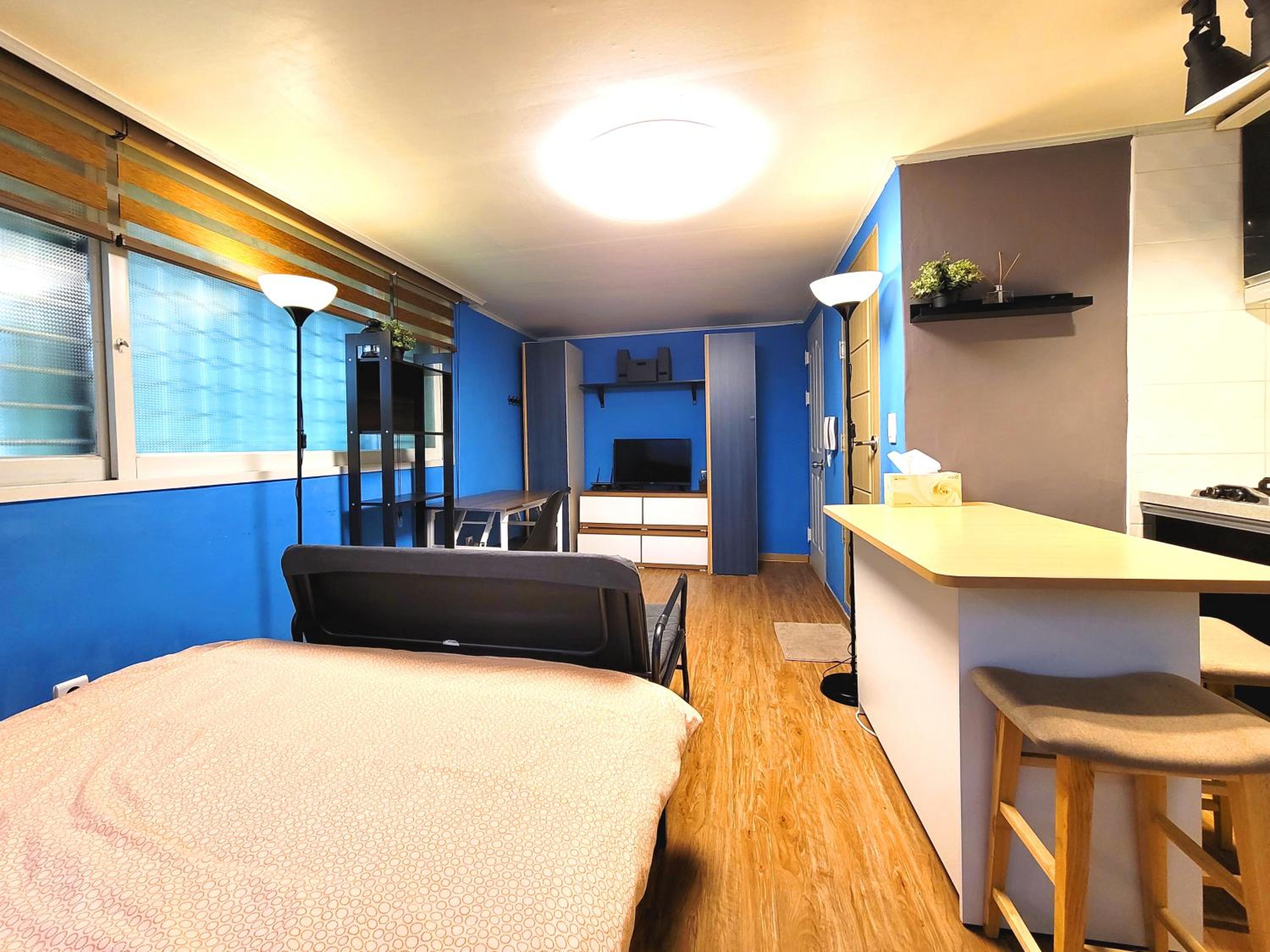 Semi Basement, Double Bed