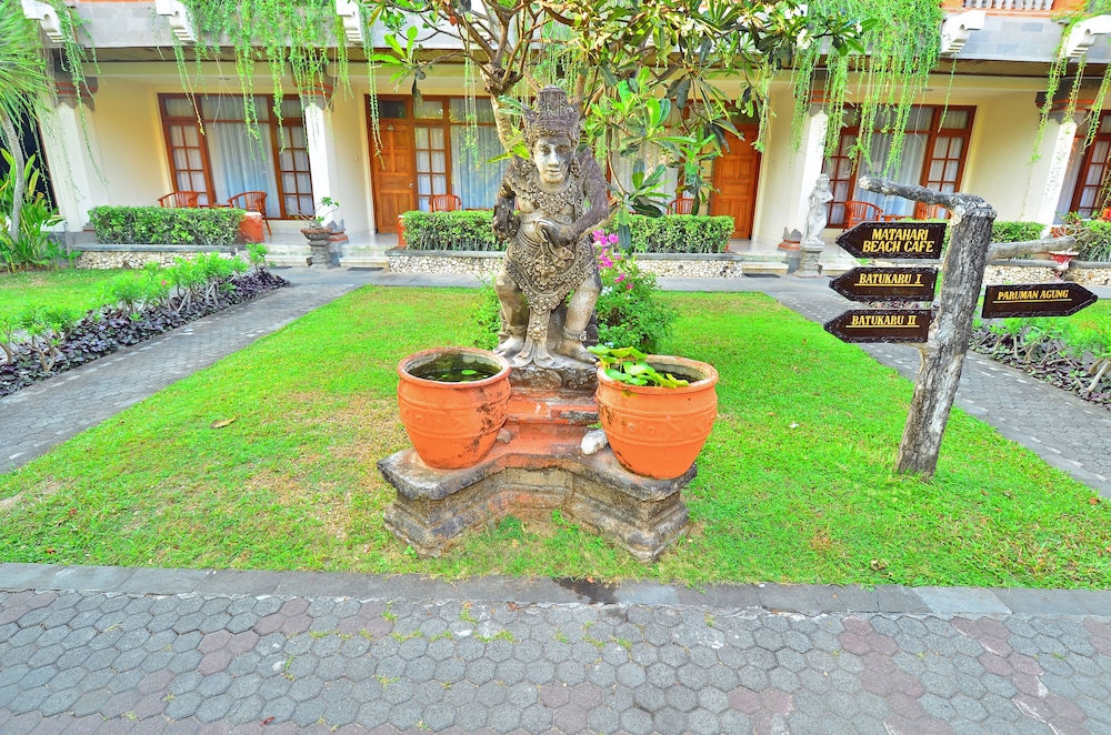 Inna Sindhu Beach Hotel and Resort 56/64