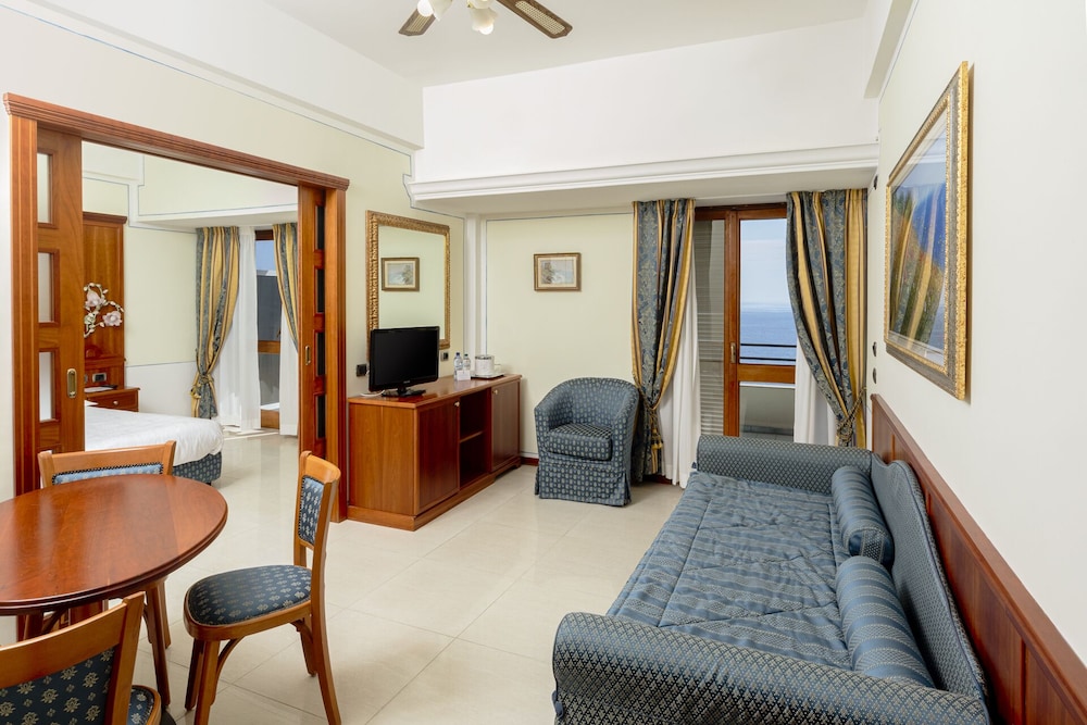 Hotel Porto Roca 22/38