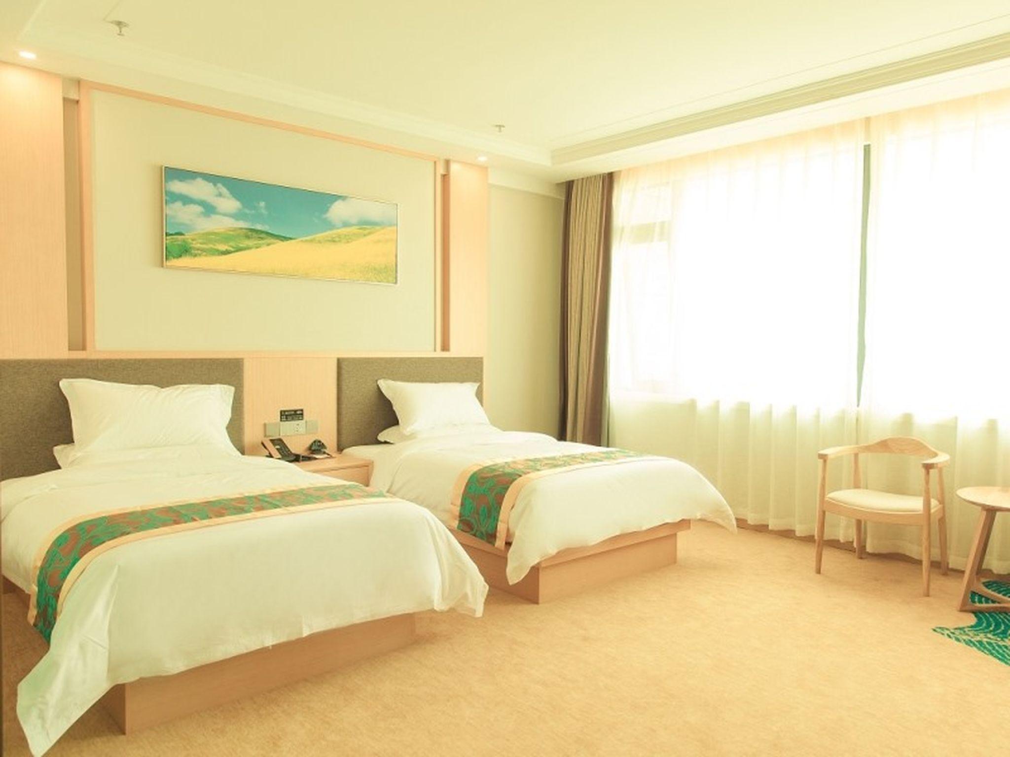 Oriental, Twin Beds