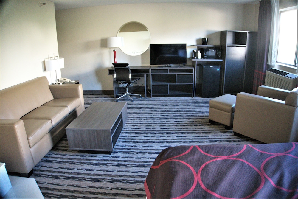 Super 8 by Wyndham Spirit Lake/Okoboji 23/41