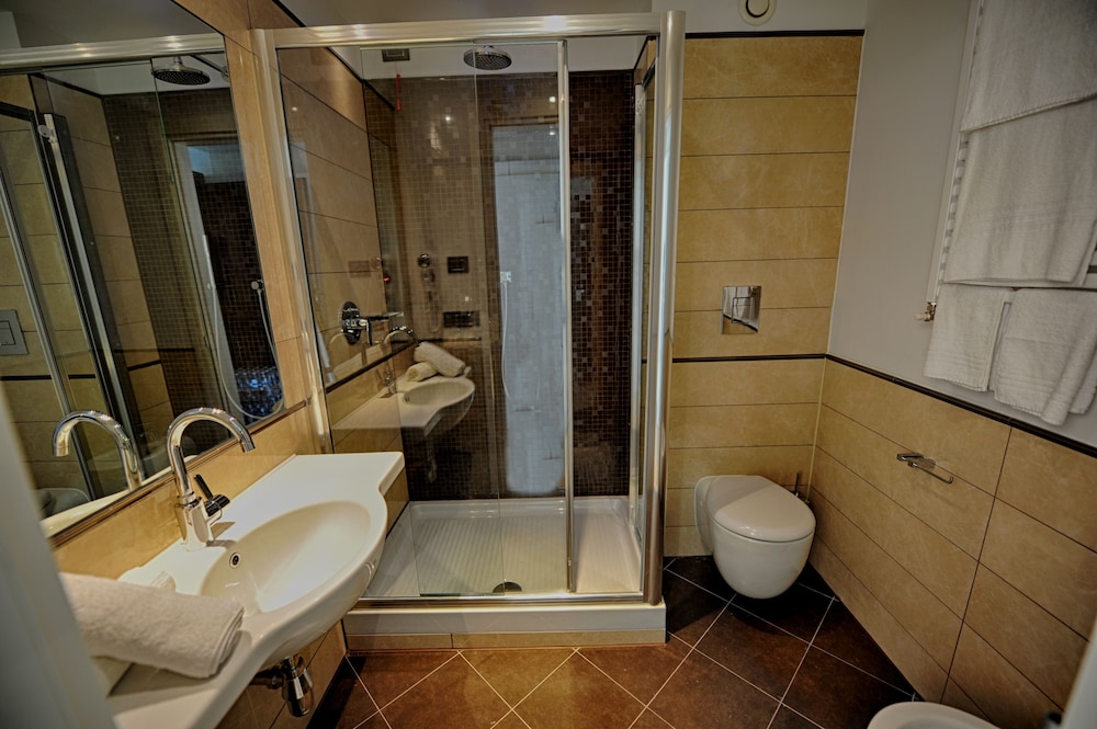 Hotel Viareggio 27/31