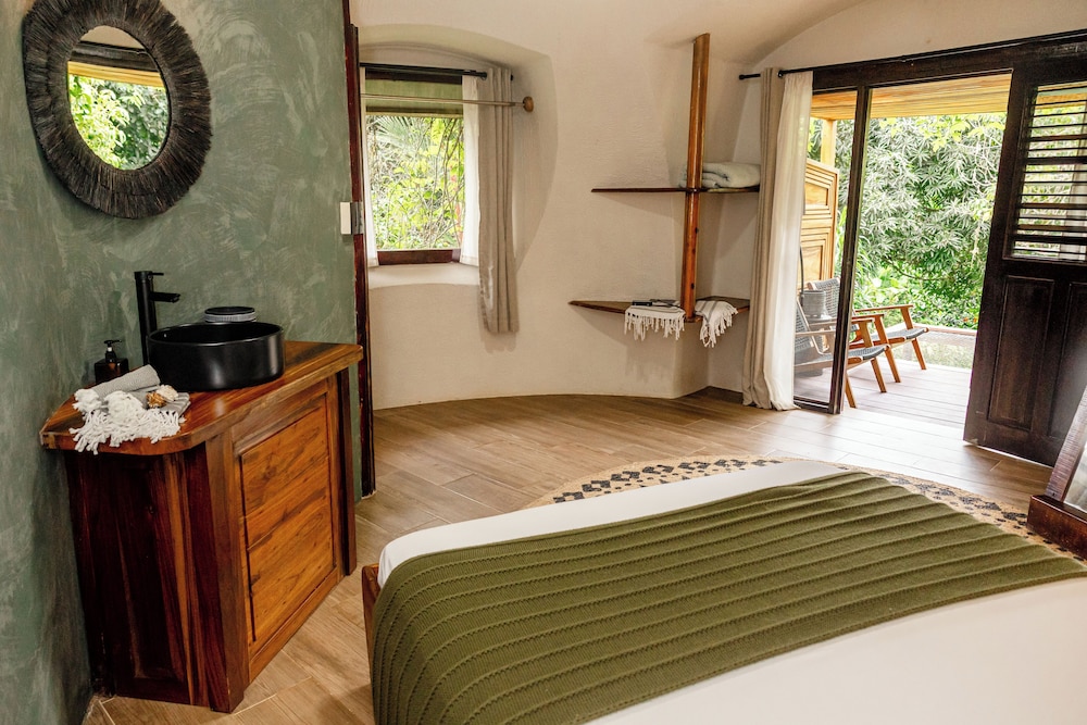 Bambuda Lodge 11/66