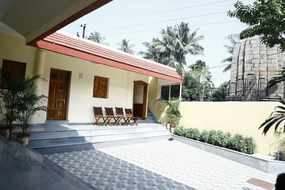 Nest Guest House 9/21