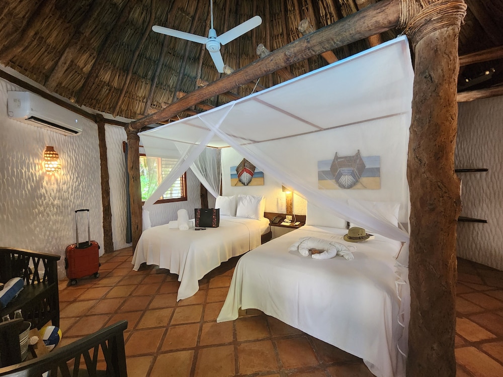 Holbox By Xaloc 22/71