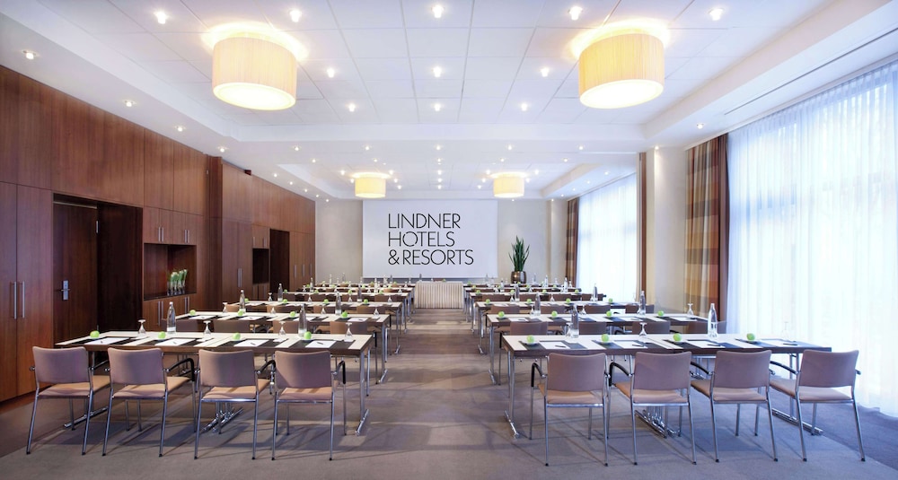 Lindner Hotel Hamburg Am Michel, part of JdV by Hyatt 60/69