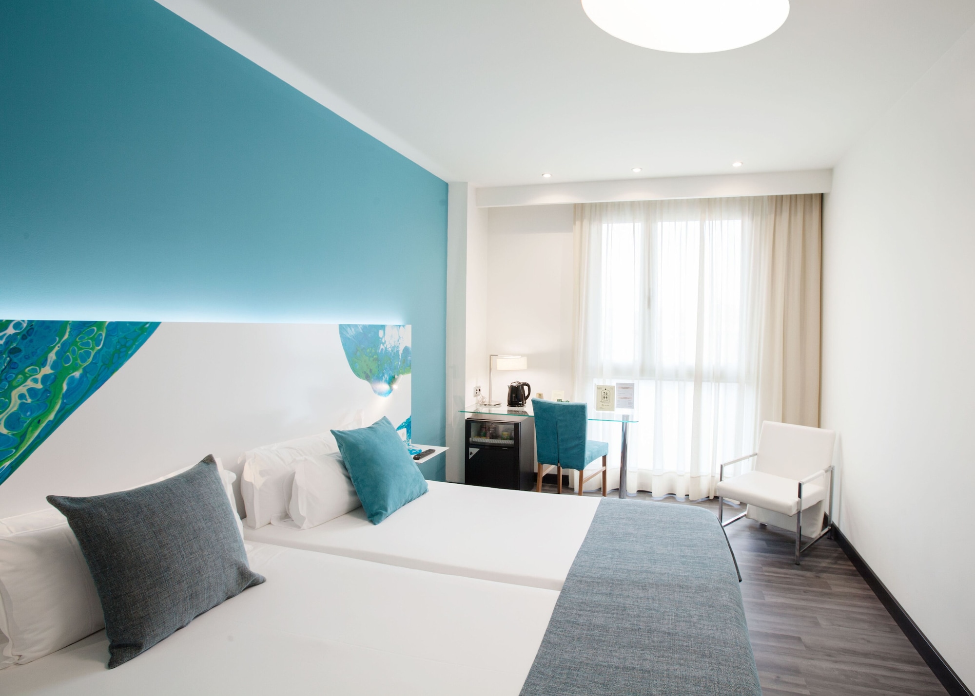 COMFORT, DOUBLE BED