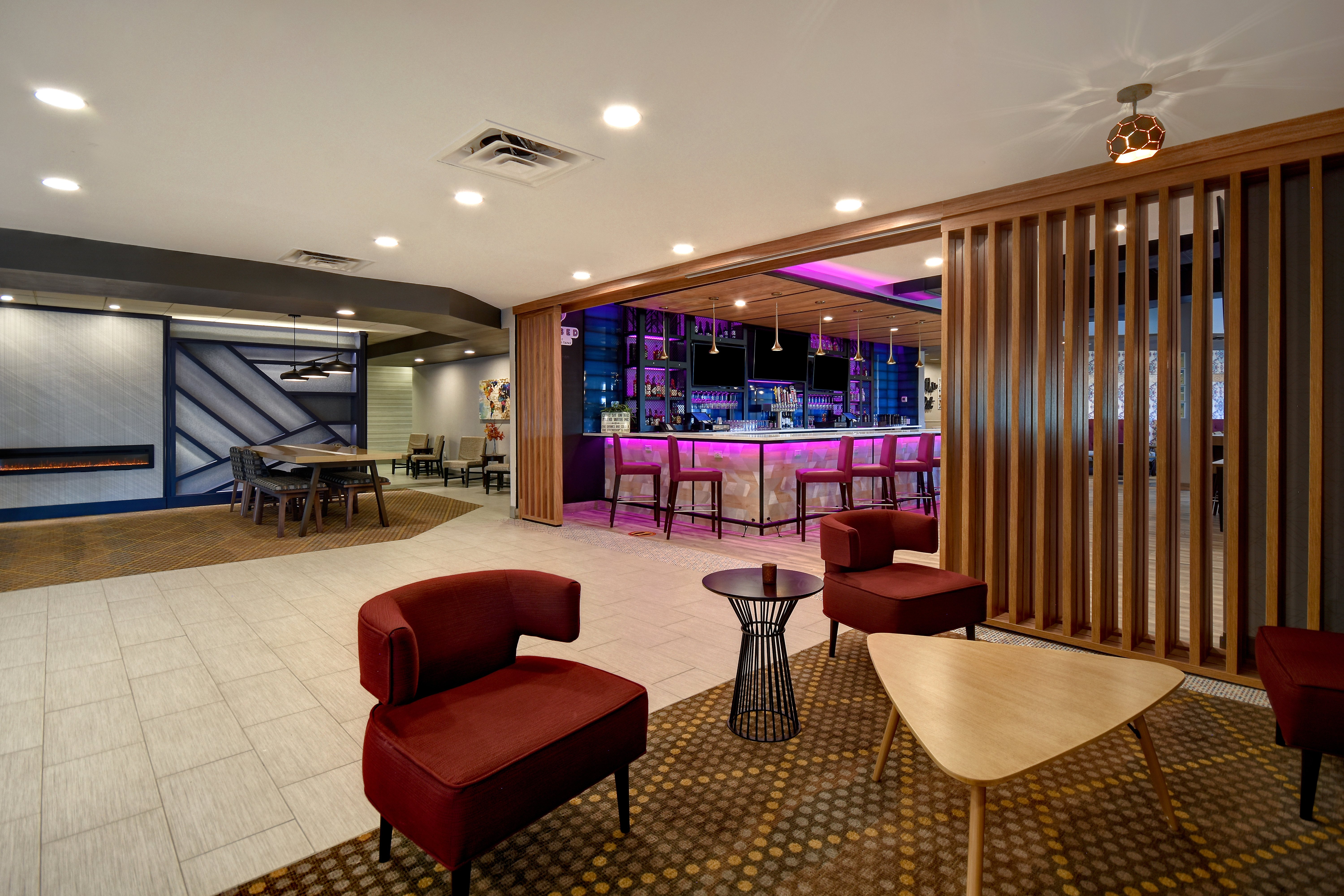 HOLIDAY INN PHILADELPHIA-CHERRY HILL 47/79