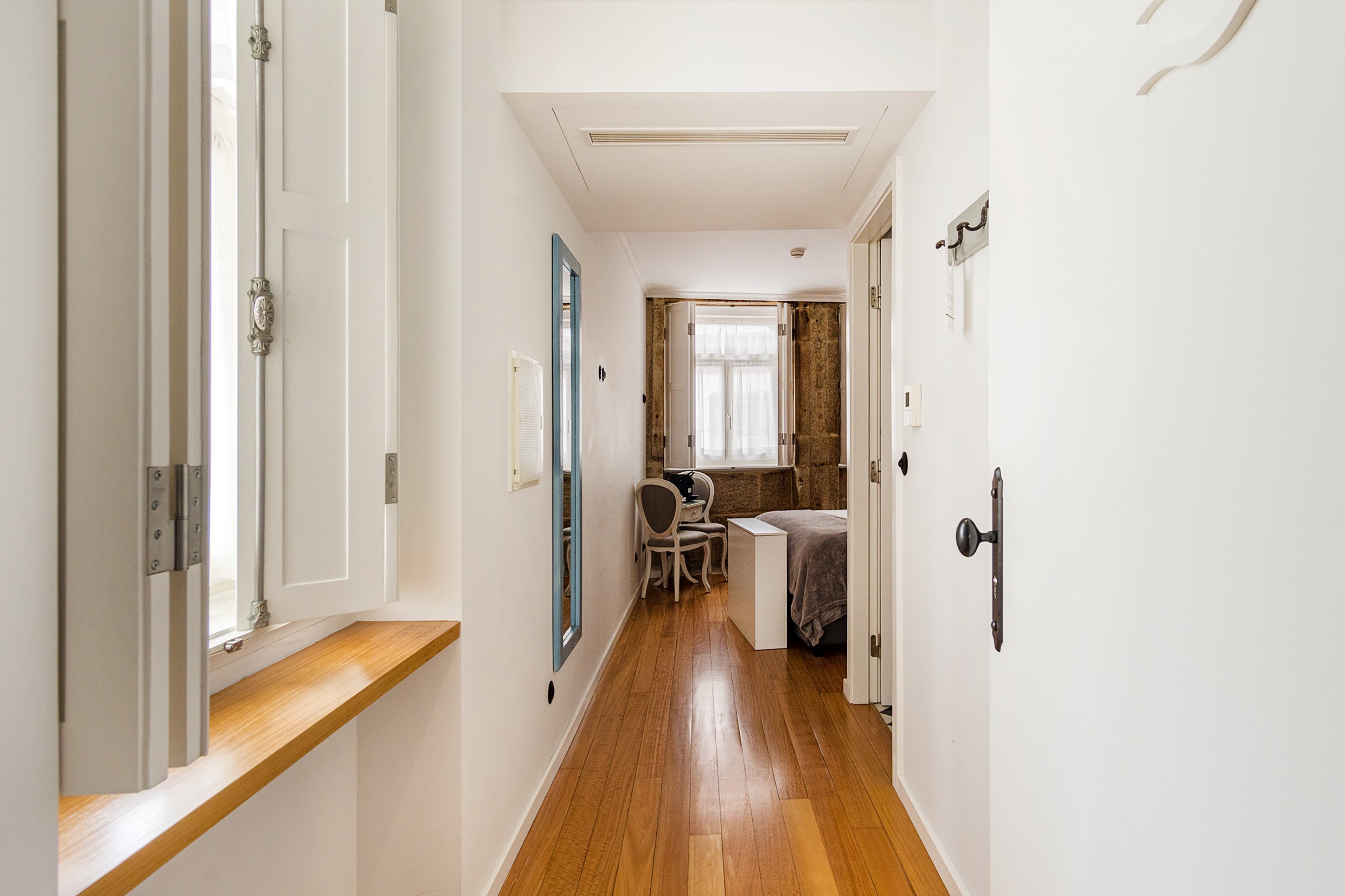 1872 River House 45/57