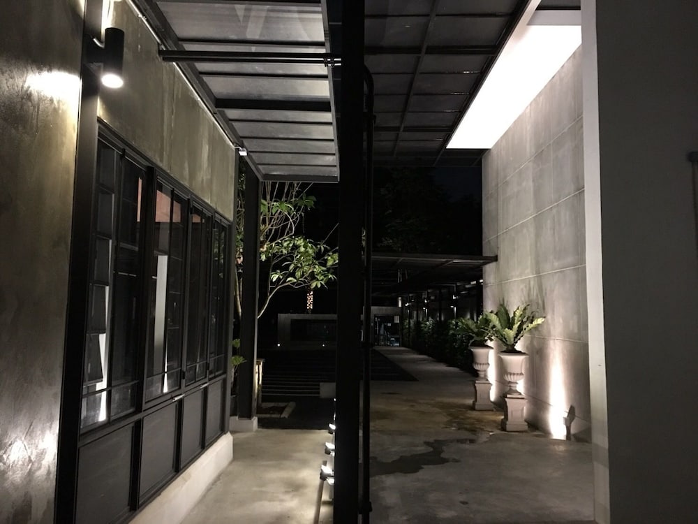 Villa23 Residence 23/25