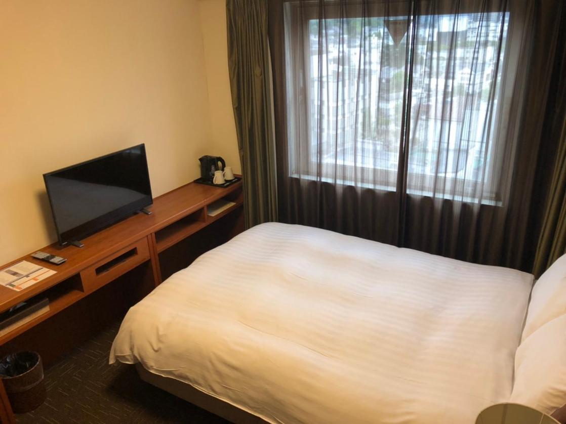 Room, Double Bed, Smoking