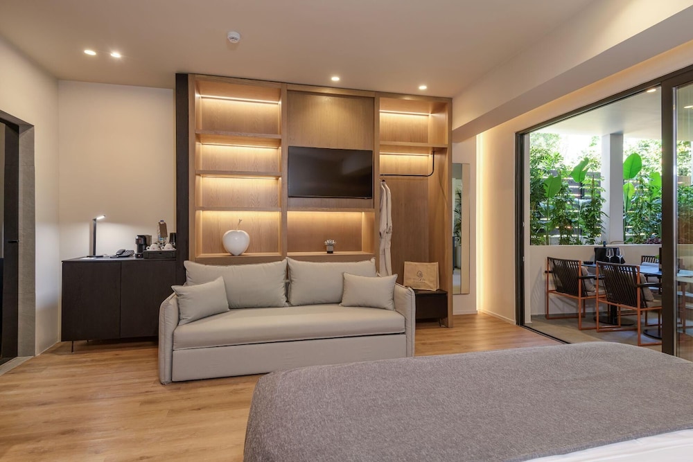 Evanik Chic Hotel 24/48