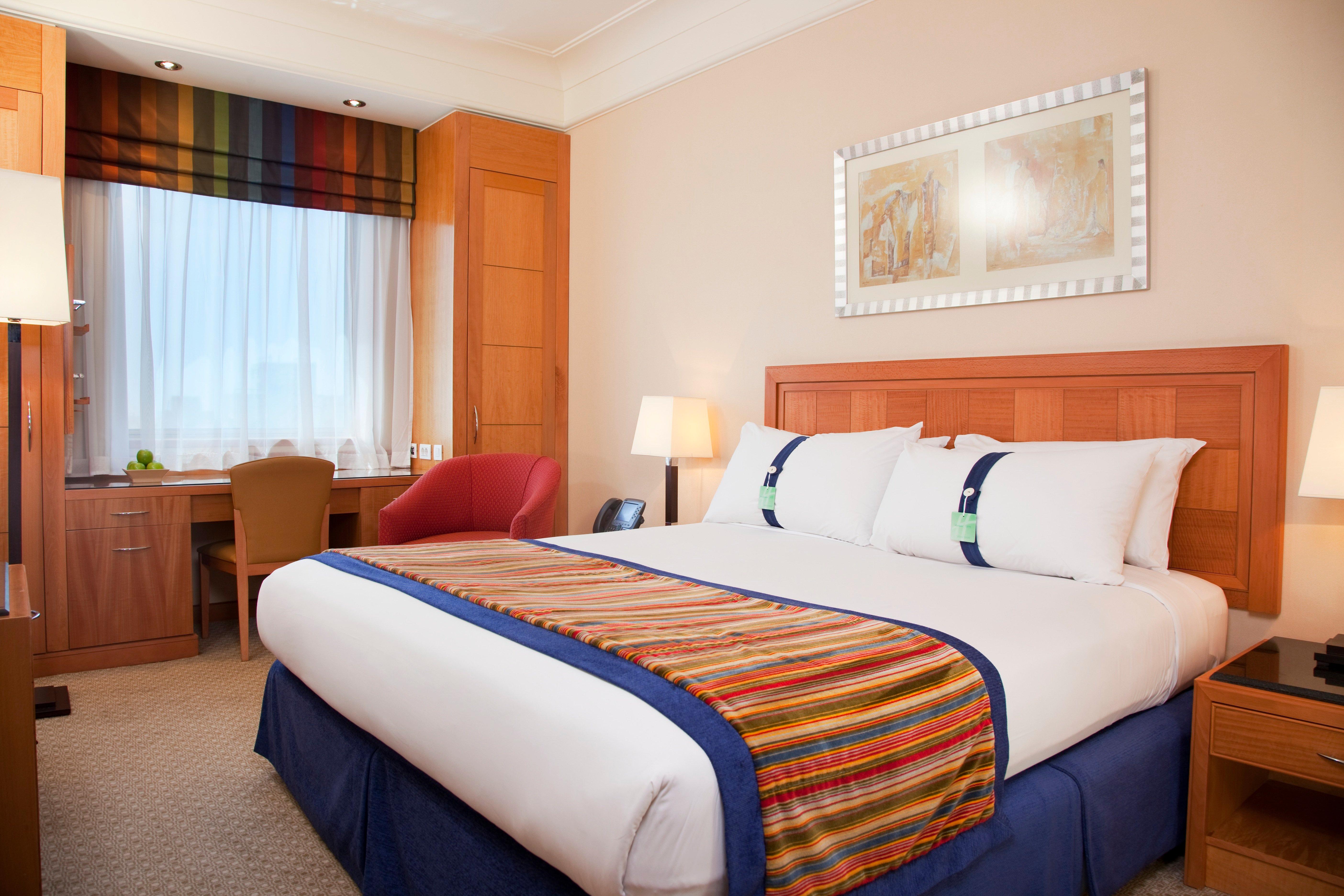 غرفة قياسية بسرير مزدوج، Holiday Inn Cairo City Stars 2/5