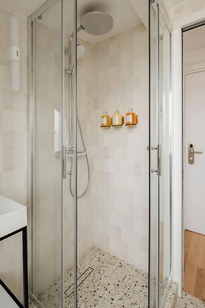 Quintinie Hotel 15th Arrondissement, Sonder by Marriott Bonvoy 49/50