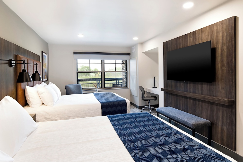 Suite, 2 Queen Beds