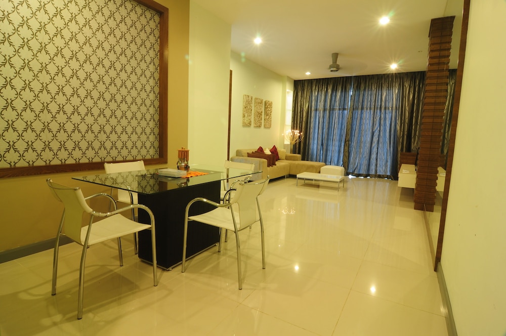 D'embassy Serviced Residence Suites 34/55
