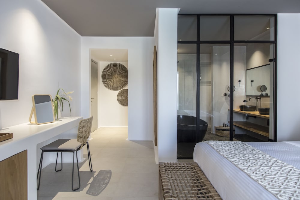 Adorno Beach Hotel and Suites 31/76