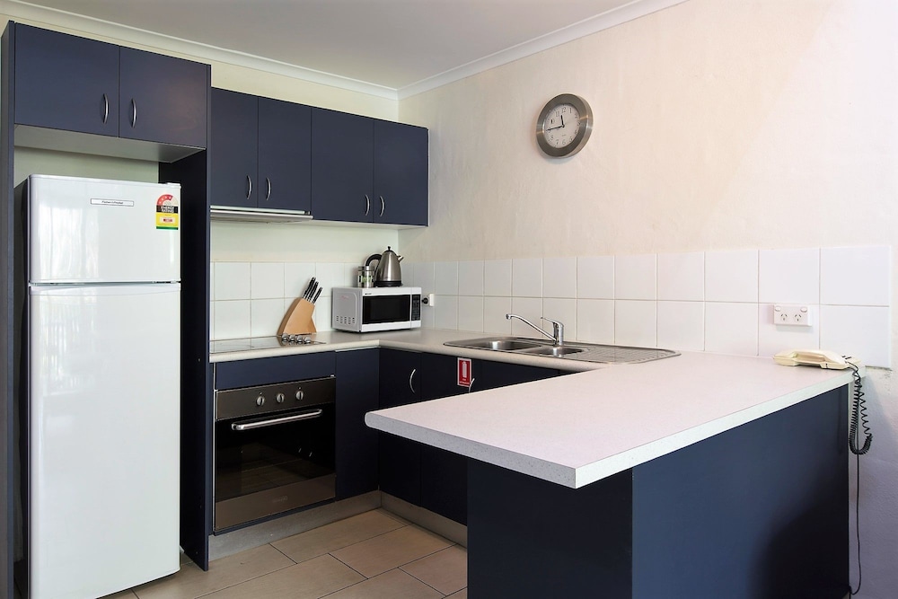 CORAL SEA VILLAS 34/34