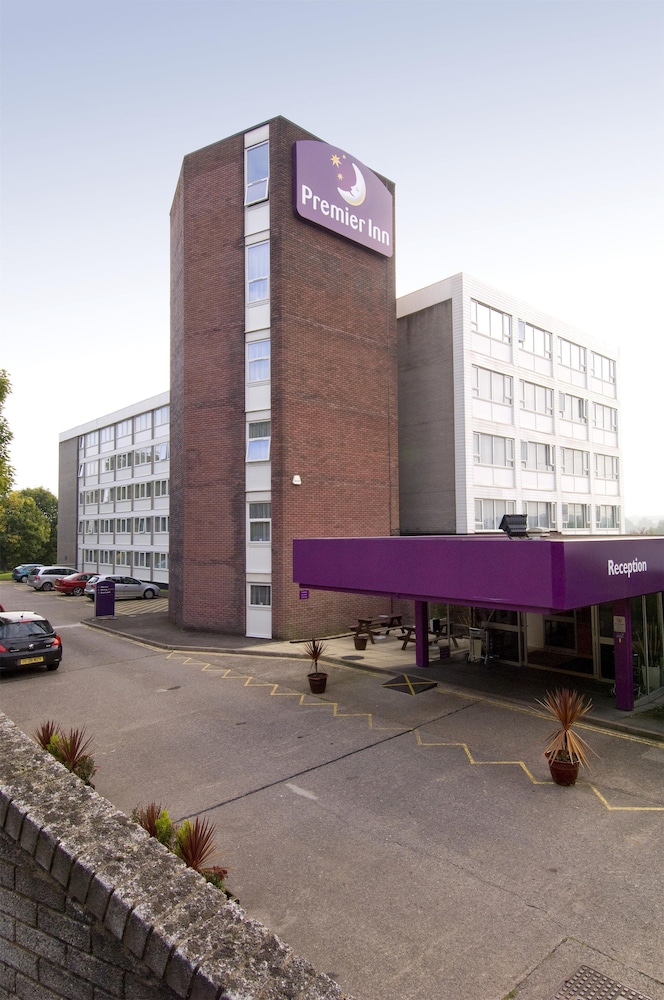 Premier Inn Cardiff North 43/49