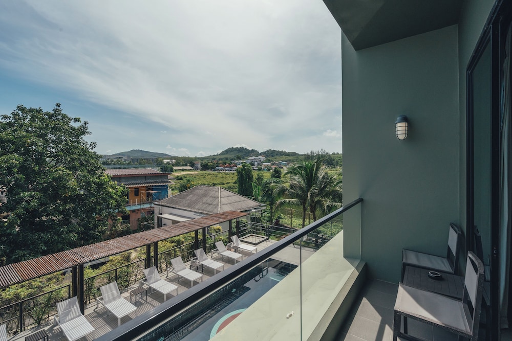 Sugar Marina Hotel AVIATOR Phuket Airport 30/60