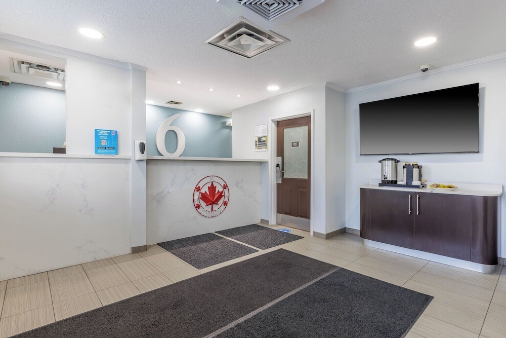 Studio6 Mississauga, ON - Toronto 10/58