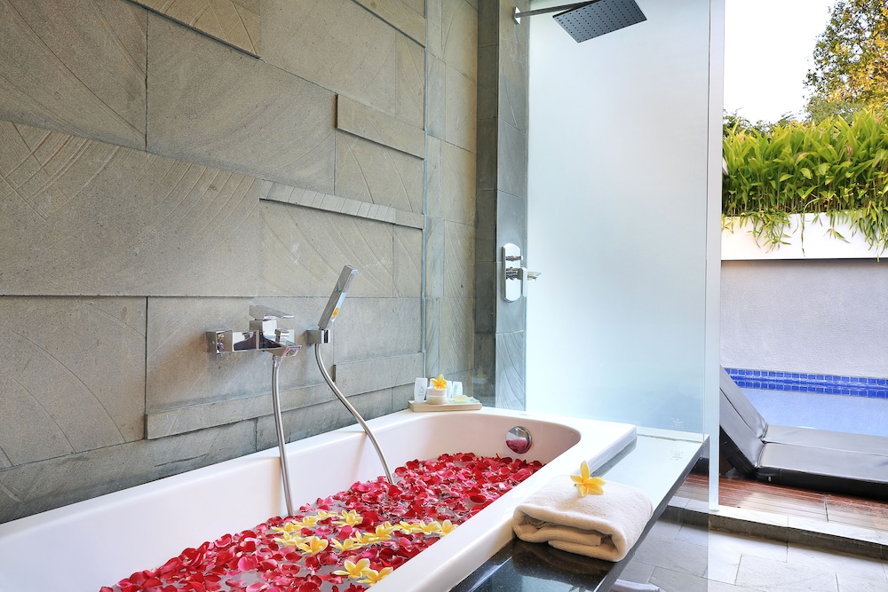 SAMAJA BEACHSIDE VILLAS 28/76