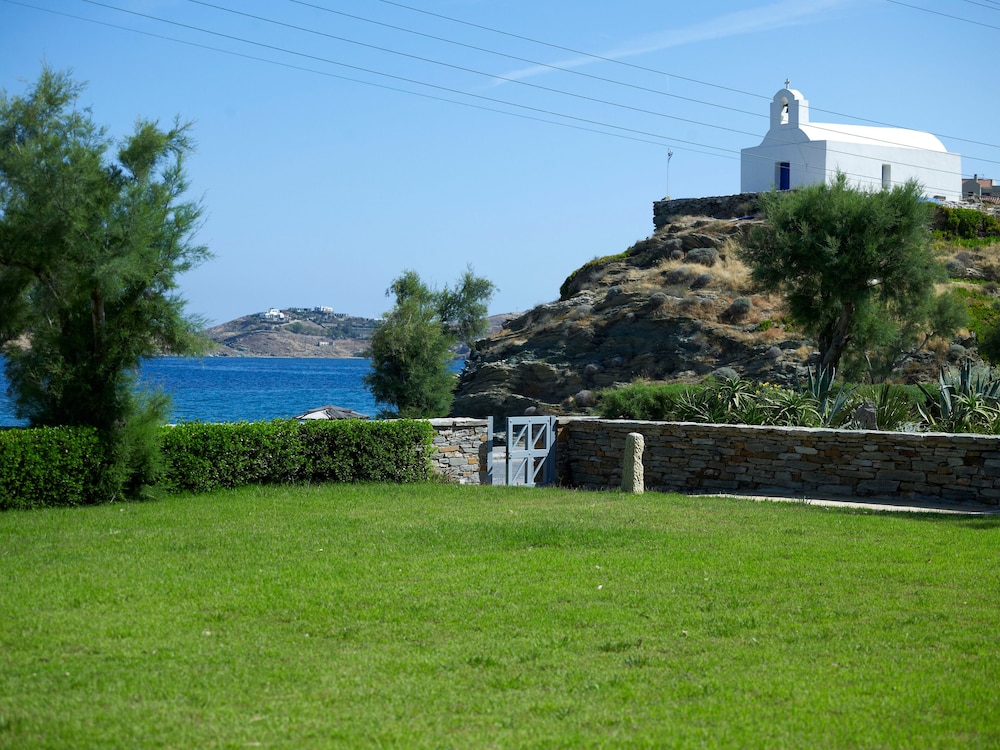 Porto Kea Suites 67/70