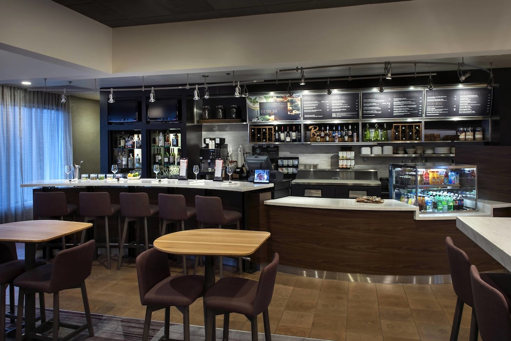 Courtyard By Marriott Poughkeepsie 25/32