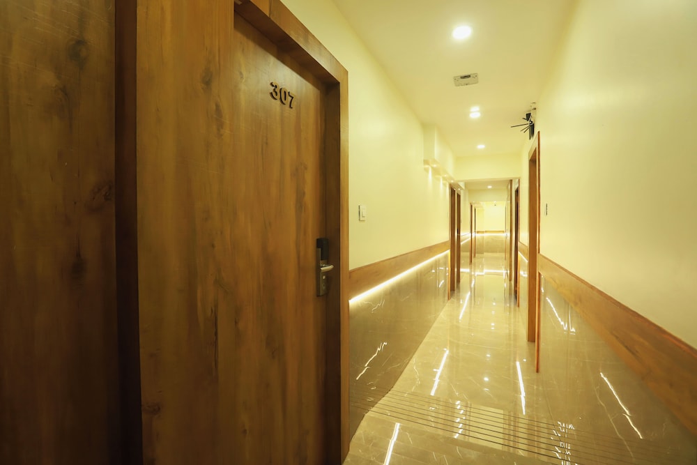Hotel Karishma 19/26
