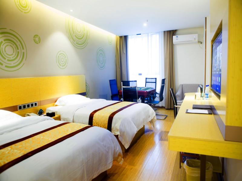 GreenTree Inn Huanggang City Wuxue City Kanjiang Avenue 12/27